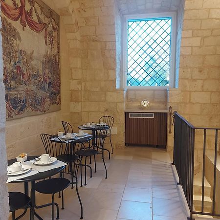 Palazzo Momi Bed & Breakfast Bari Exterior photo