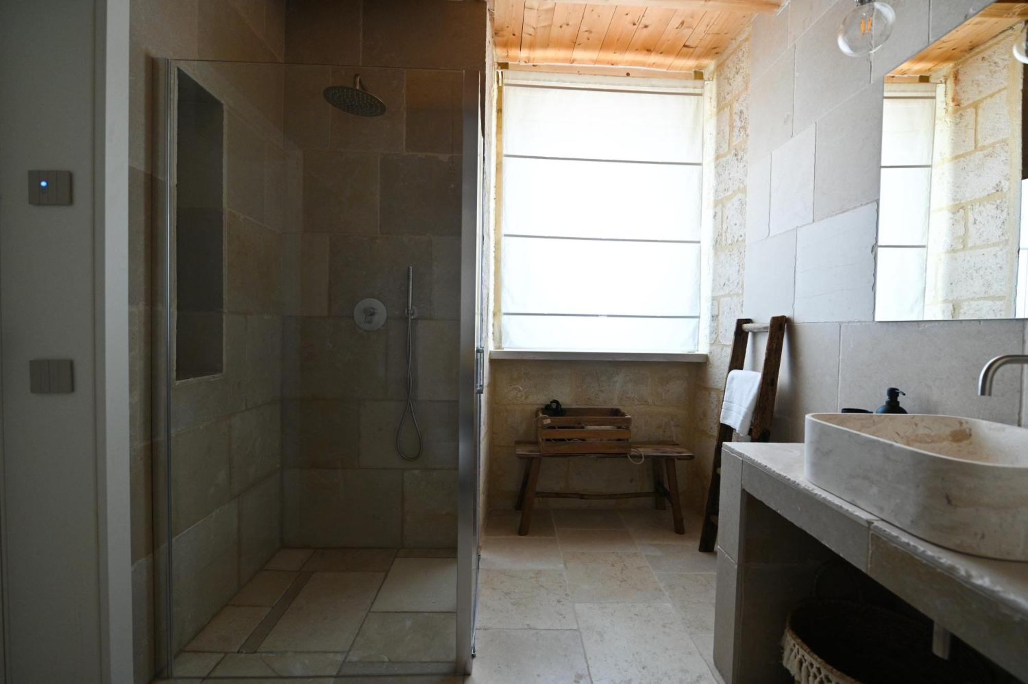 Palazzo Momi Bed & Breakfast Bari Exterior photo